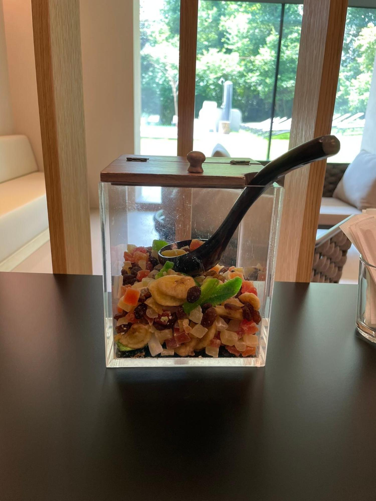 弗洛拉酒店 科马诺泰梅 外观 照片